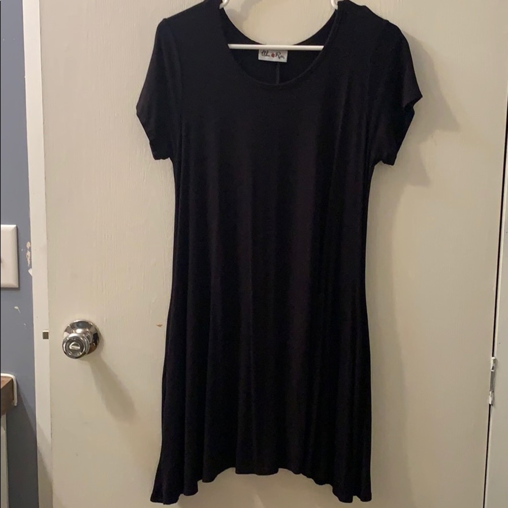 Urban rose short sleeve dress